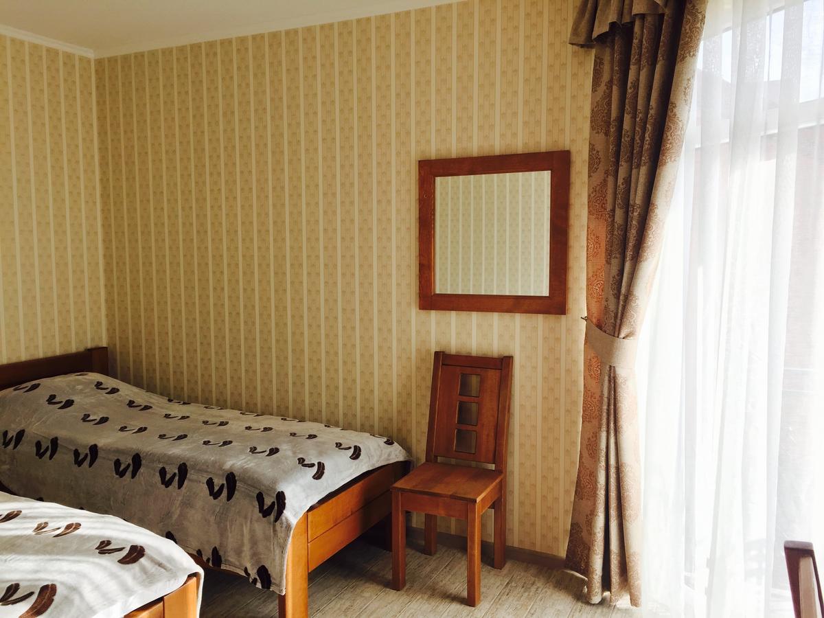 פוליאנה Mini Hotel Solnce Karpat מראה חיצוני תמונה