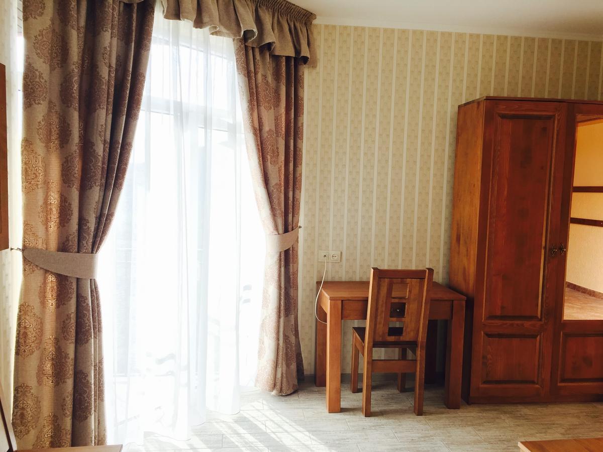 פוליאנה Mini Hotel Solnce Karpat מראה חיצוני תמונה